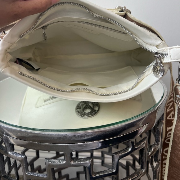 Brand new Valentino Orlandi Vegan Leather Satchel in white comes with a wallet - Picture 4 of 5
